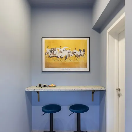 Holt - Lucky Cranes * Bucharest