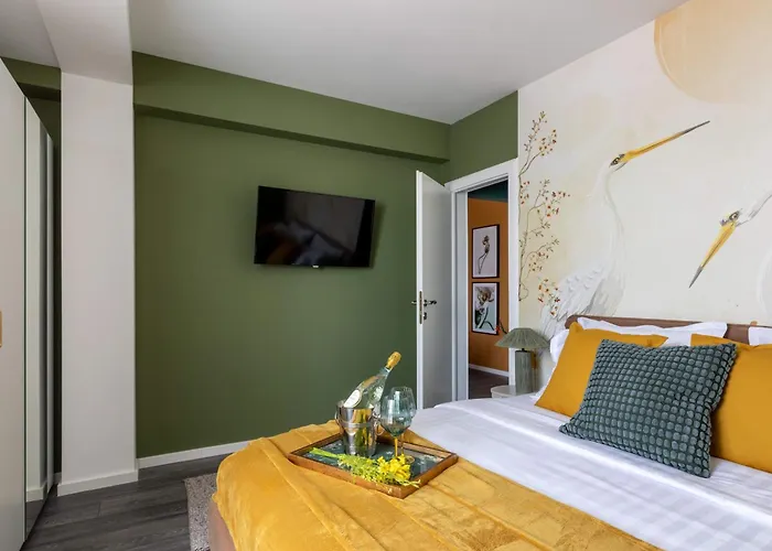 Holt - Lucky Cranes Apartman